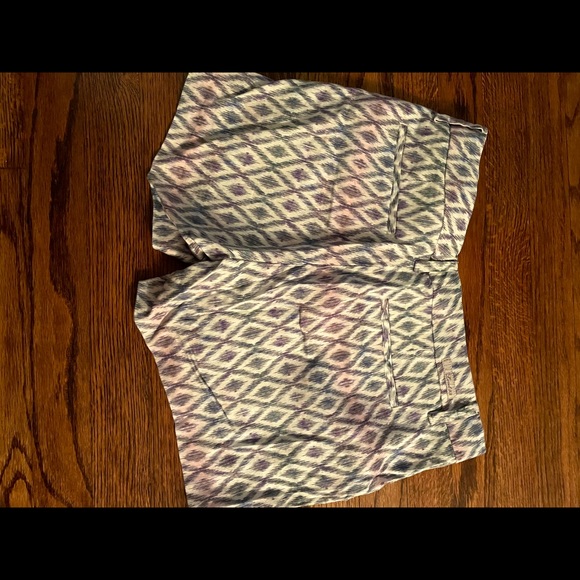 Anthropologie - Level 99 Shorts - Picture 3 of 3